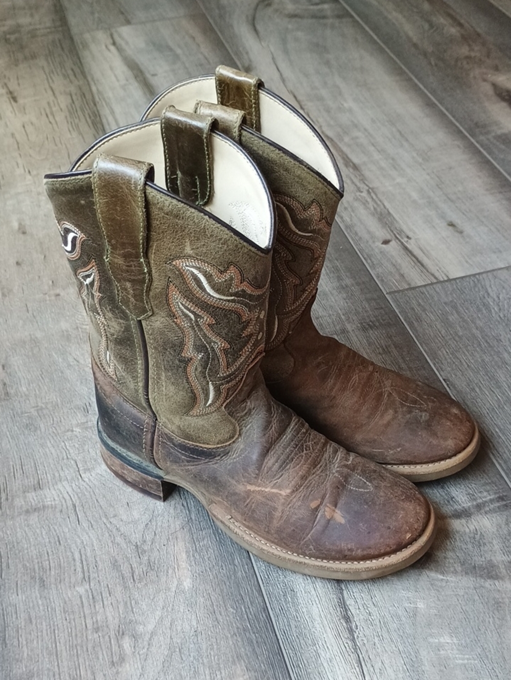 Old West Brown Leather & Olive Cowboy Boots